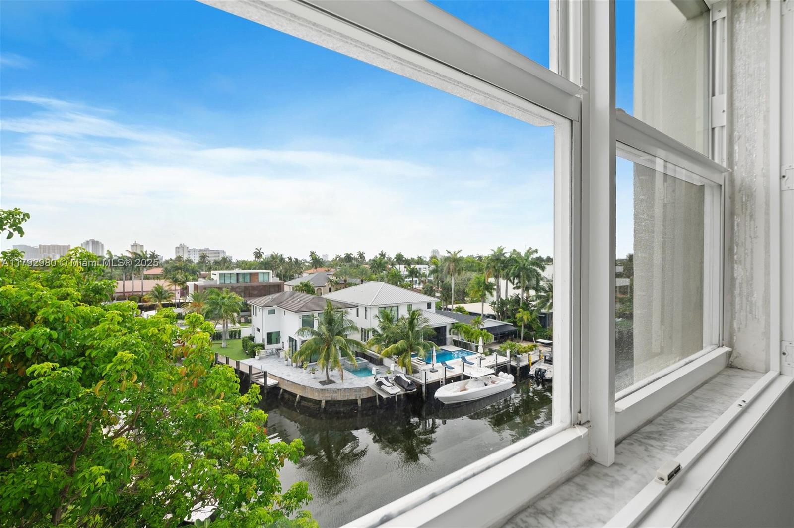 LAS OLAS VILLAS CONDO - Residential