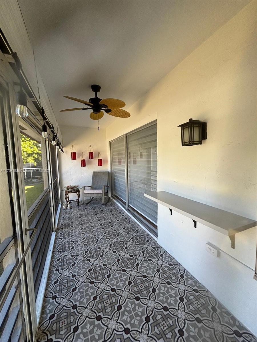 LAS VISTAS L IN INVERRARY - Residential