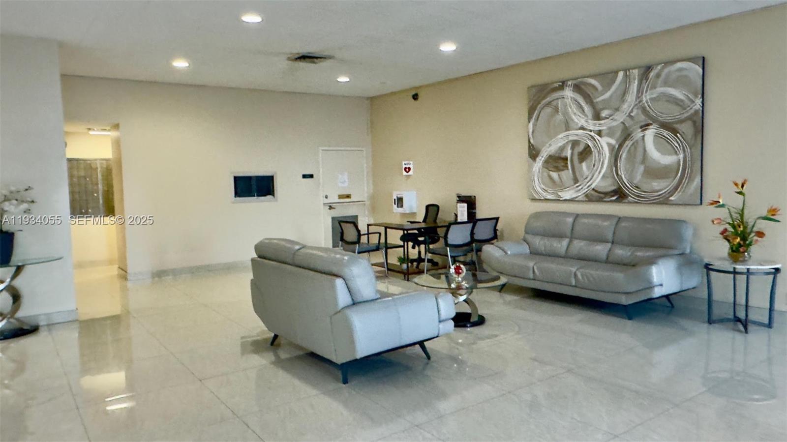 GOLDEN HORN SOUTH CONDO - Residential