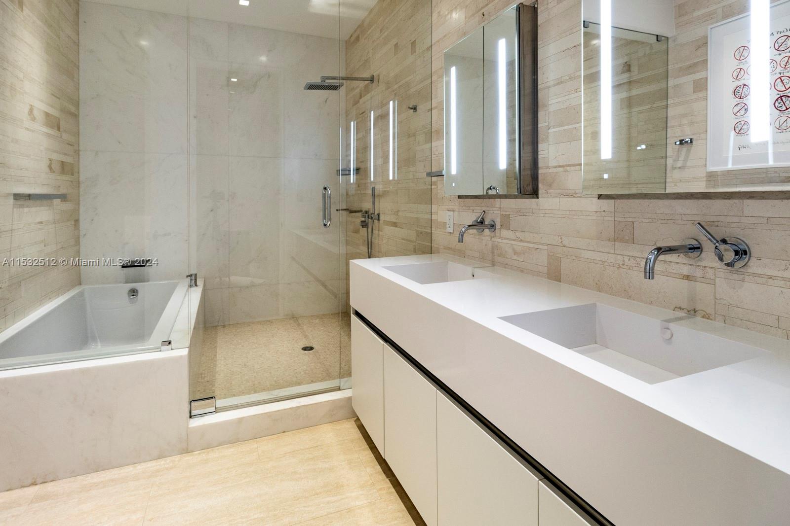 LOUVER HOUSE CONDO - Residential