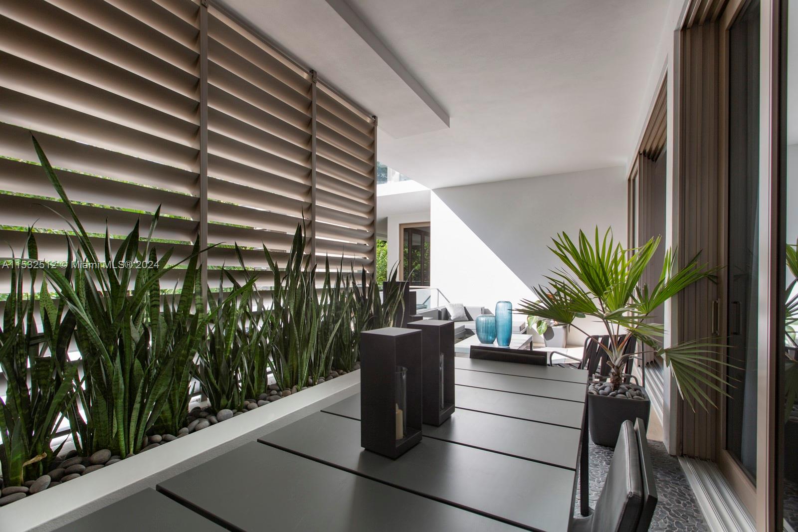 LOUVER HOUSE CONDO - Residential