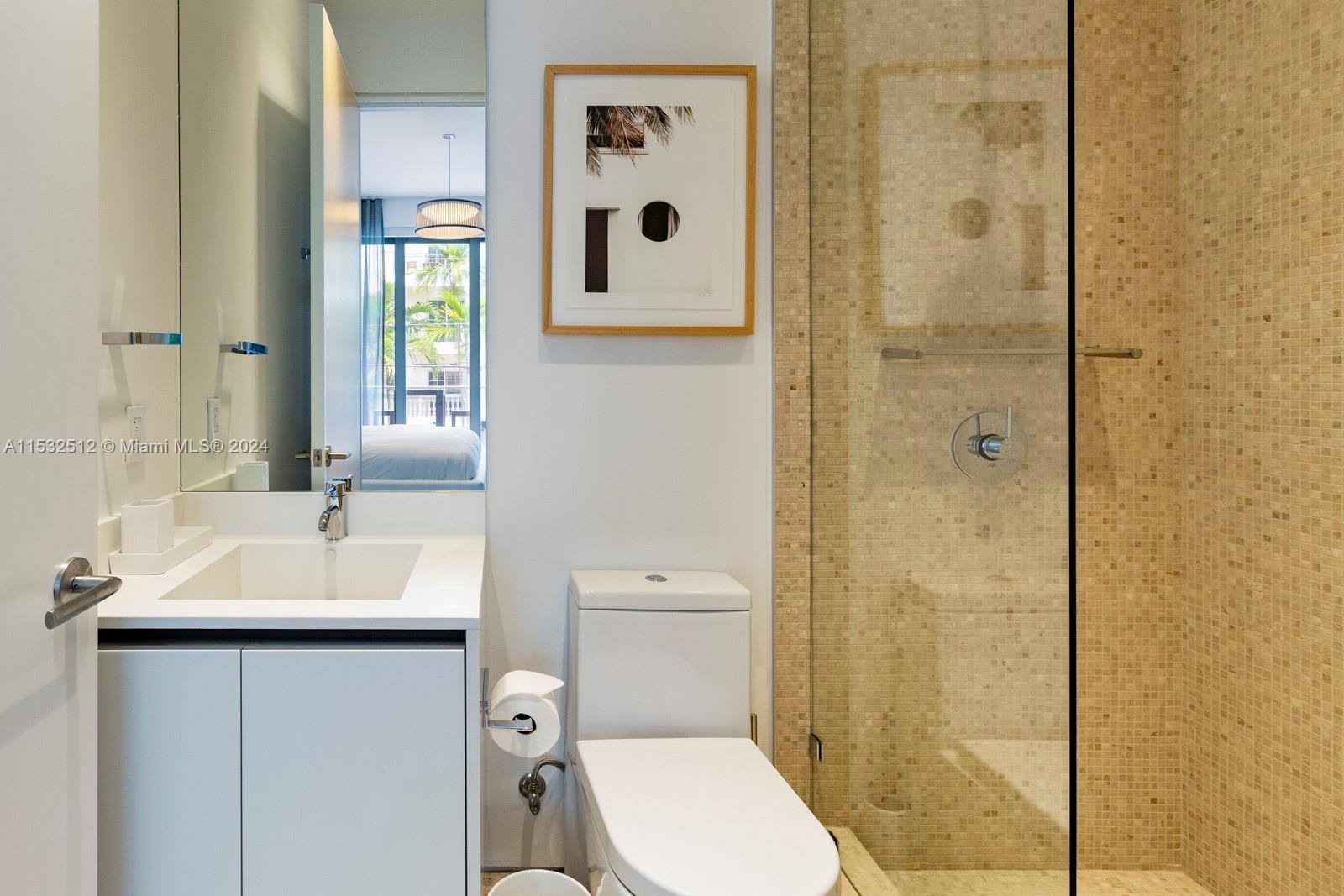 LOUVER HOUSE CONDO - Residential