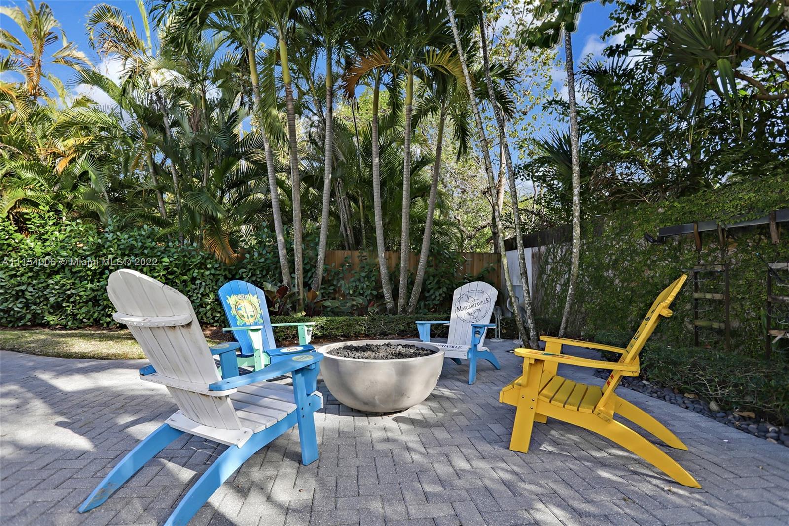 COURTS OF GALLOWAY GLEN - Residential