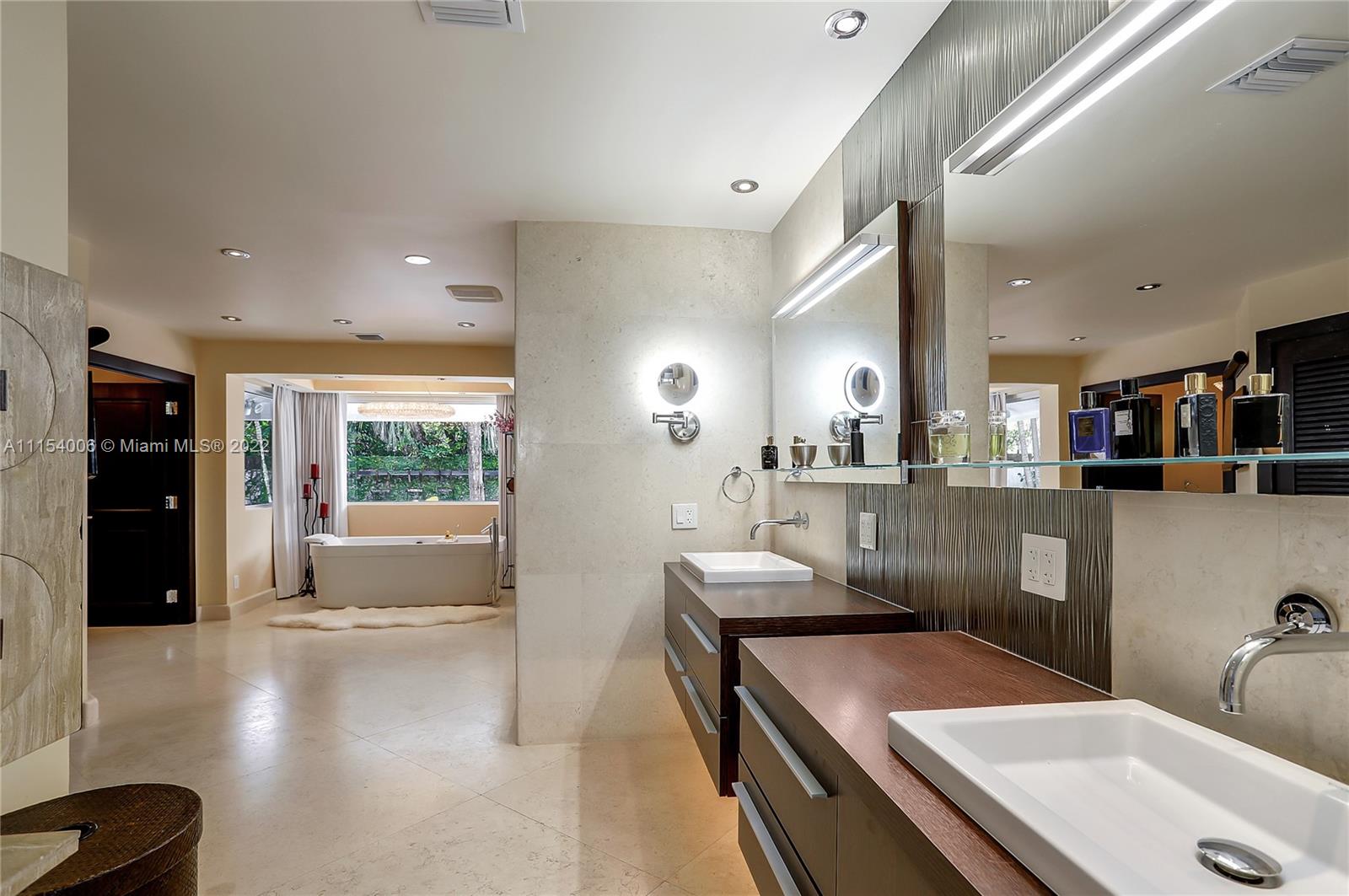 COURTS OF GALLOWAY GLEN - Residential