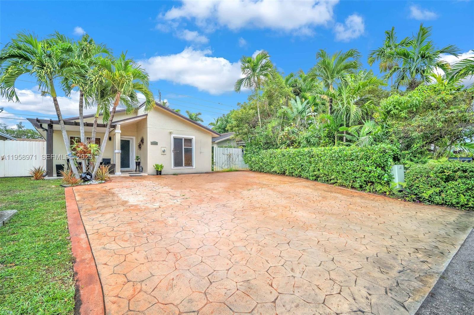 SUNNY GARDENS ESTATES I - Residential