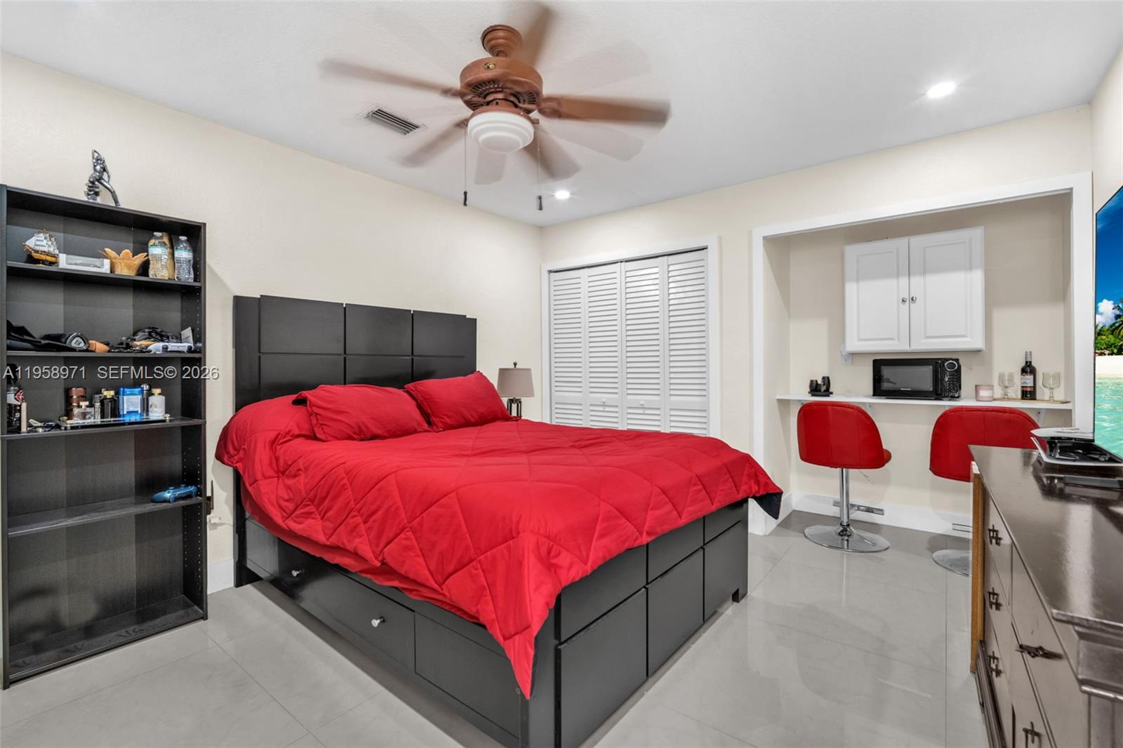 SUNNY GARDENS ESTATES I - Residential