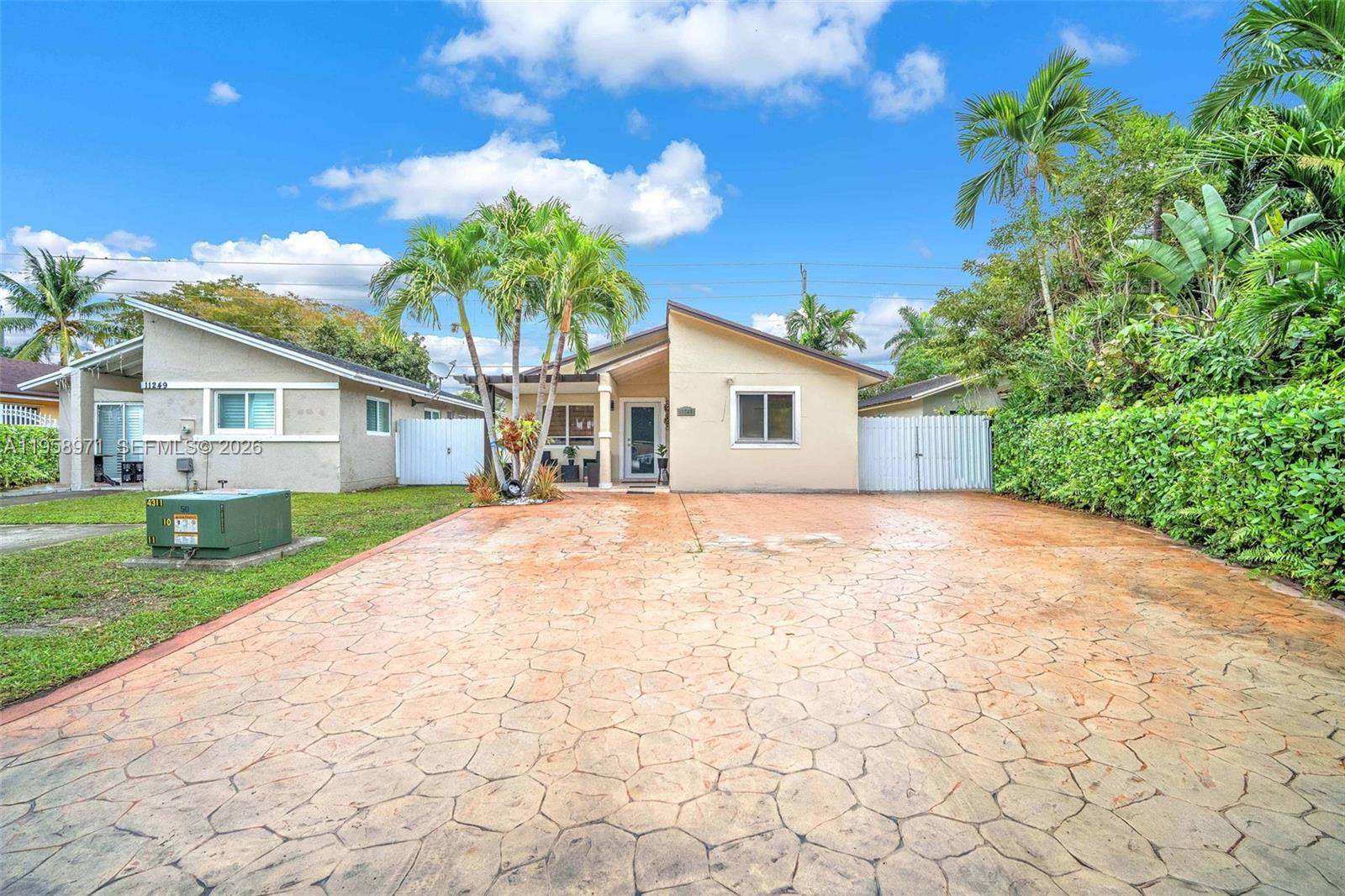 SUNNY GARDENS ESTATES I - Residential