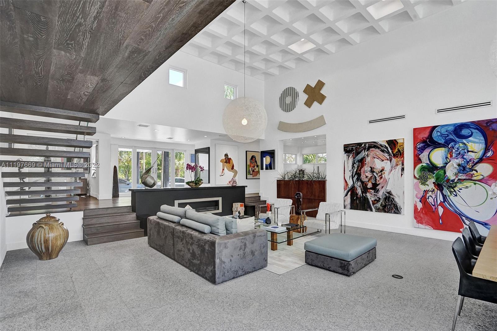 COLLINS ESTATES 1ST ADDN - Residential