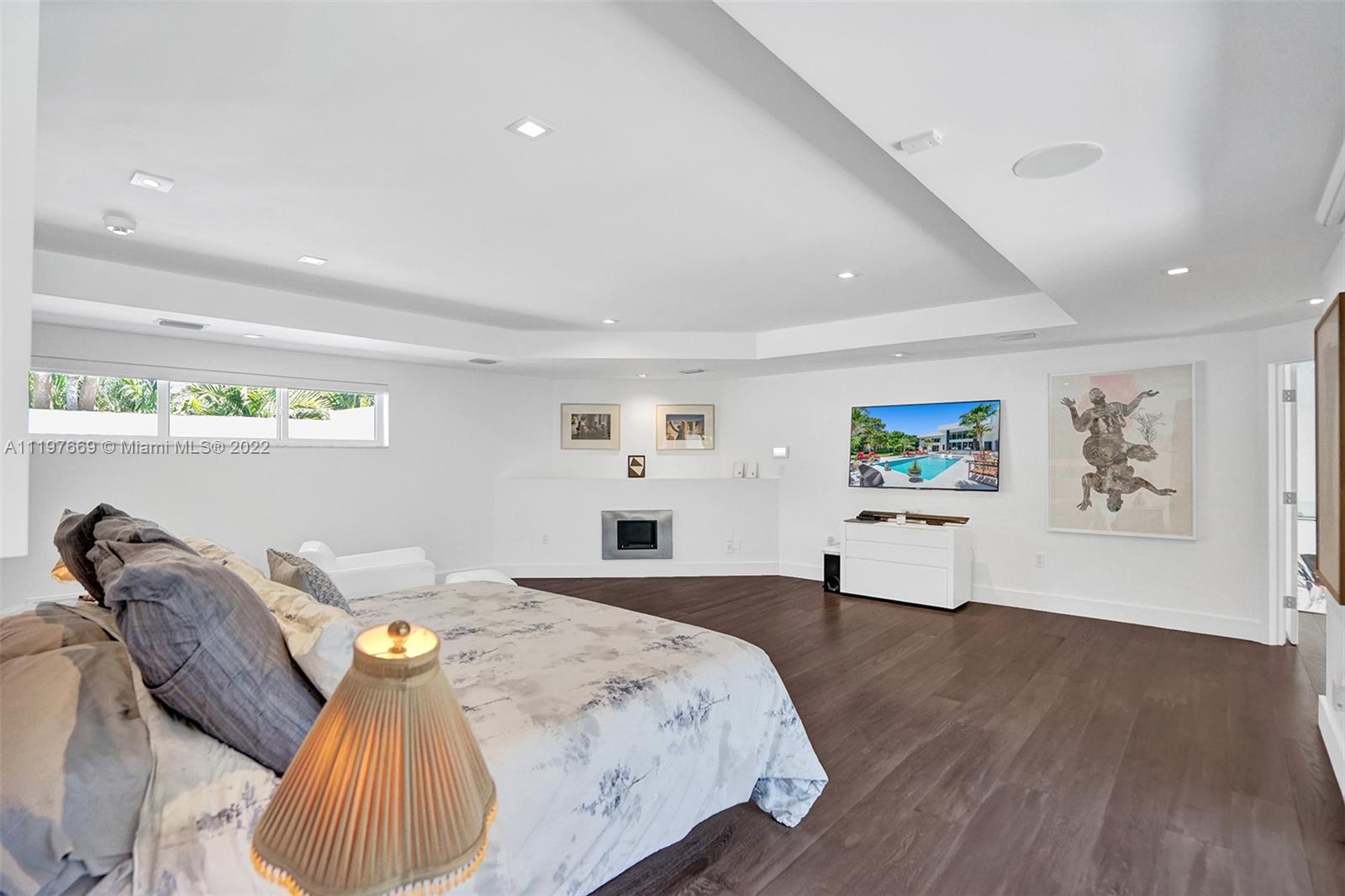 COLLINS ESTATES 1ST ADDN - Residential