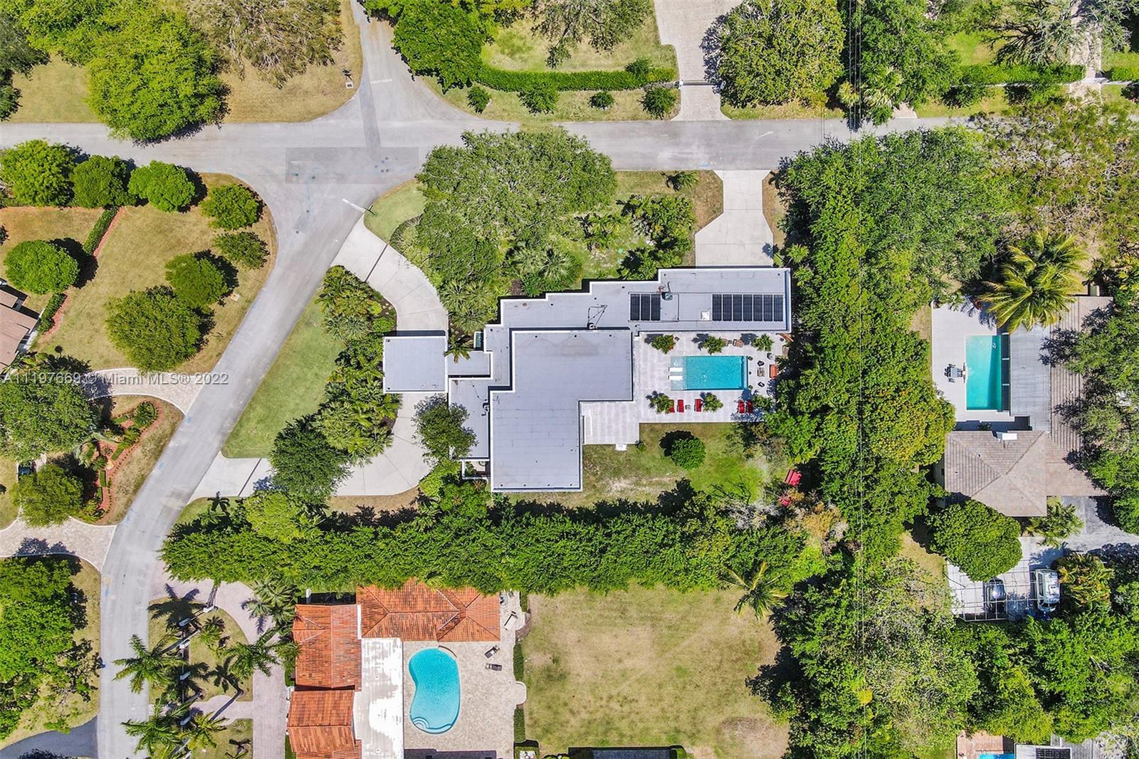 COLLINS ESTATES 1ST ADDN - Residential