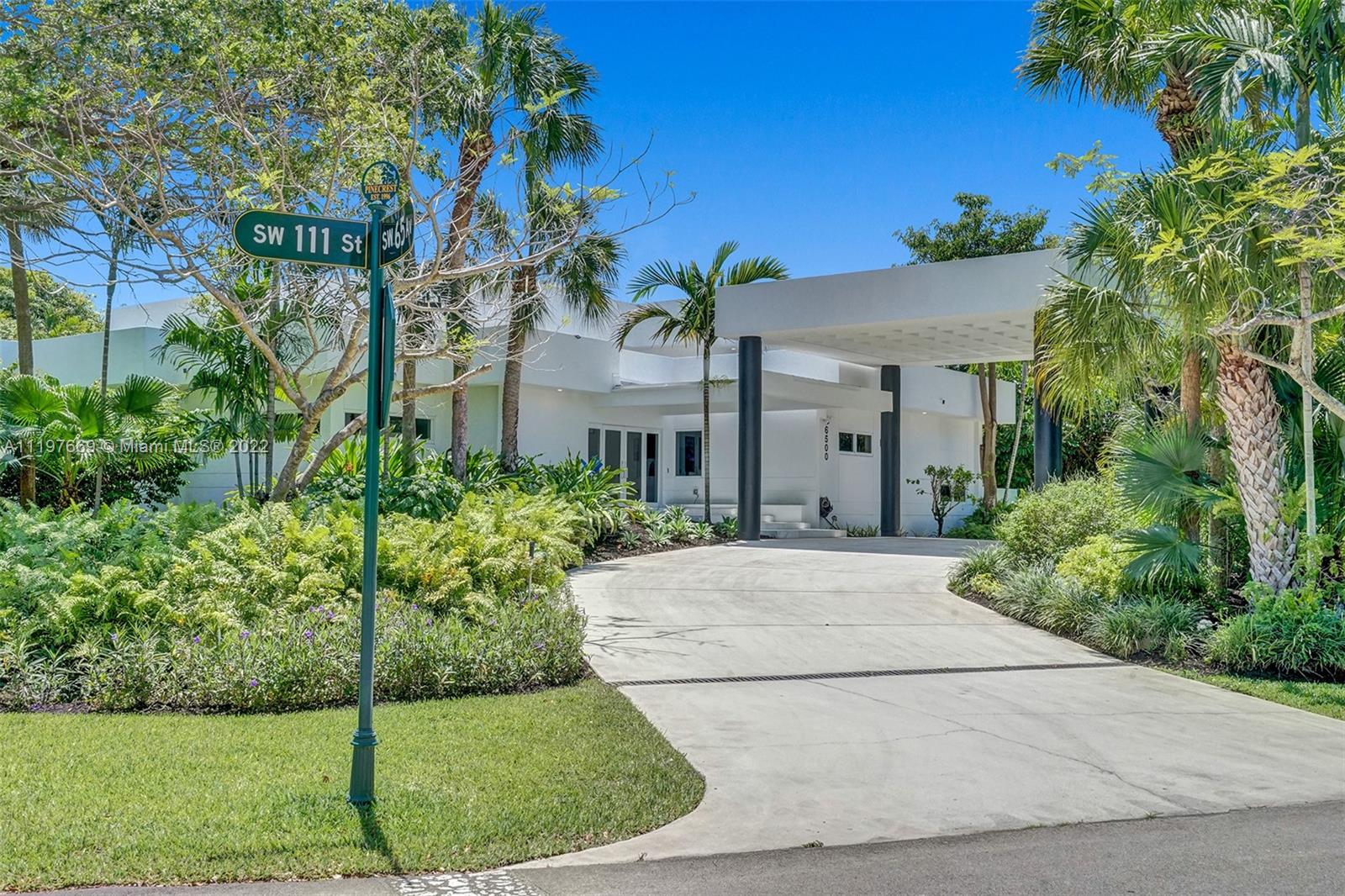 COLLINS ESTATES 1ST ADDN - Residential