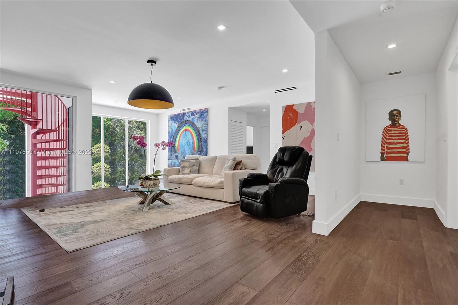 COLLINS ESTATES 1ST ADDN - Residential