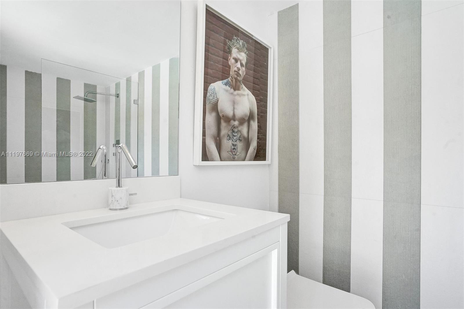 COLLINS ESTATES 1ST ADDN - Residential