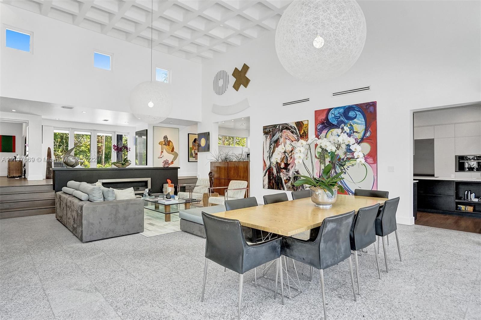 COLLINS ESTATES 1ST ADDN - Residential