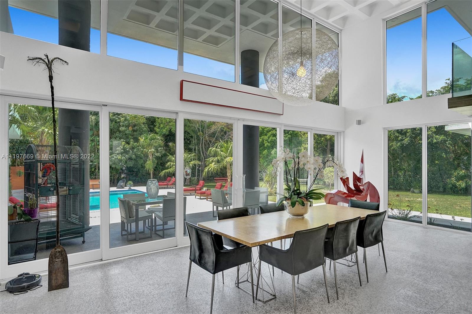 COLLINS ESTATES 1ST ADDN - Residential