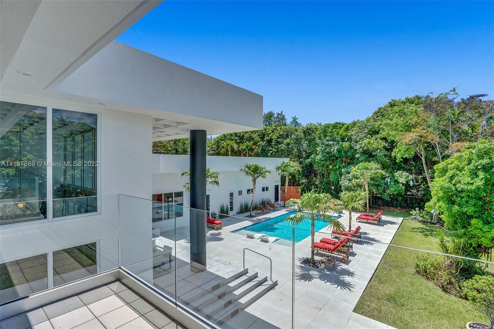 COLLINS ESTATES 1ST ADDN - Residential