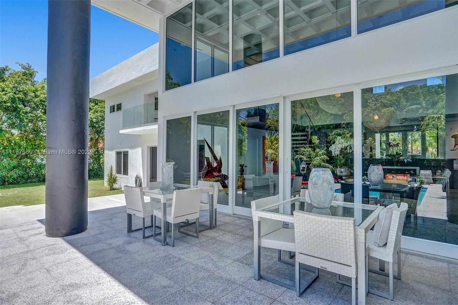 COLLINS ESTATES 1ST ADDN - Residential