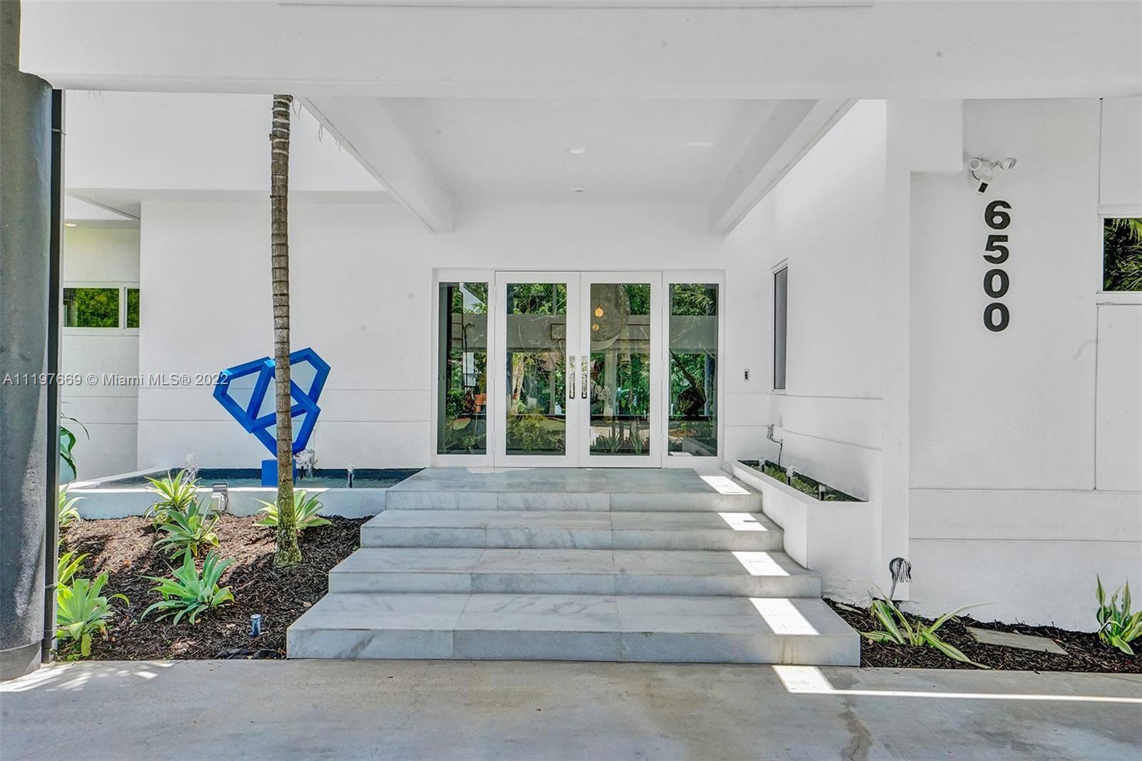 COLLINS ESTATES 1ST ADDN - Residential