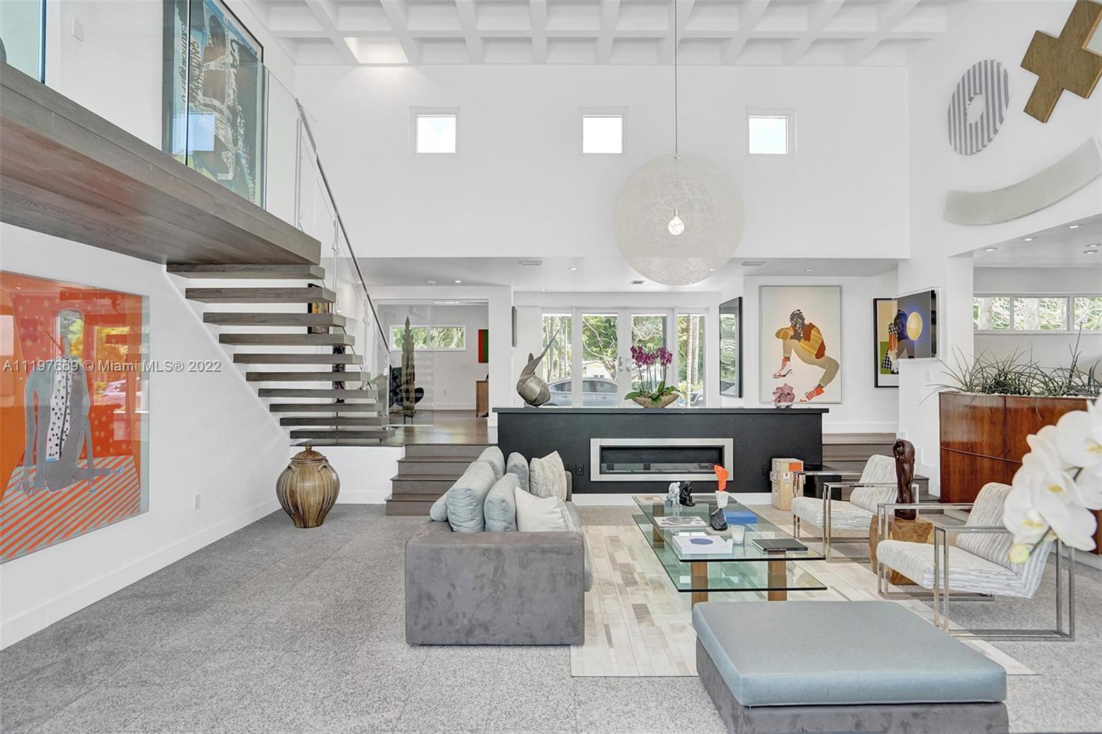 COLLINS ESTATES 1ST ADDN - Residential