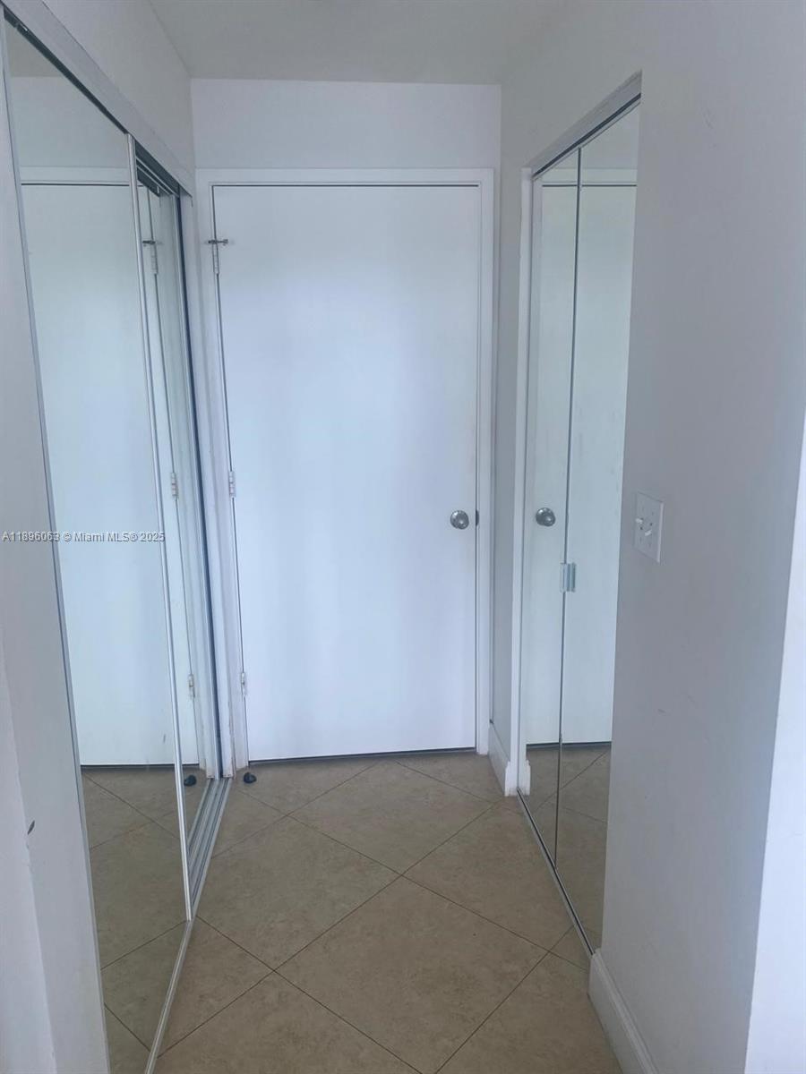 REGATTA AT INDIAN CREEK C - Residential Lease