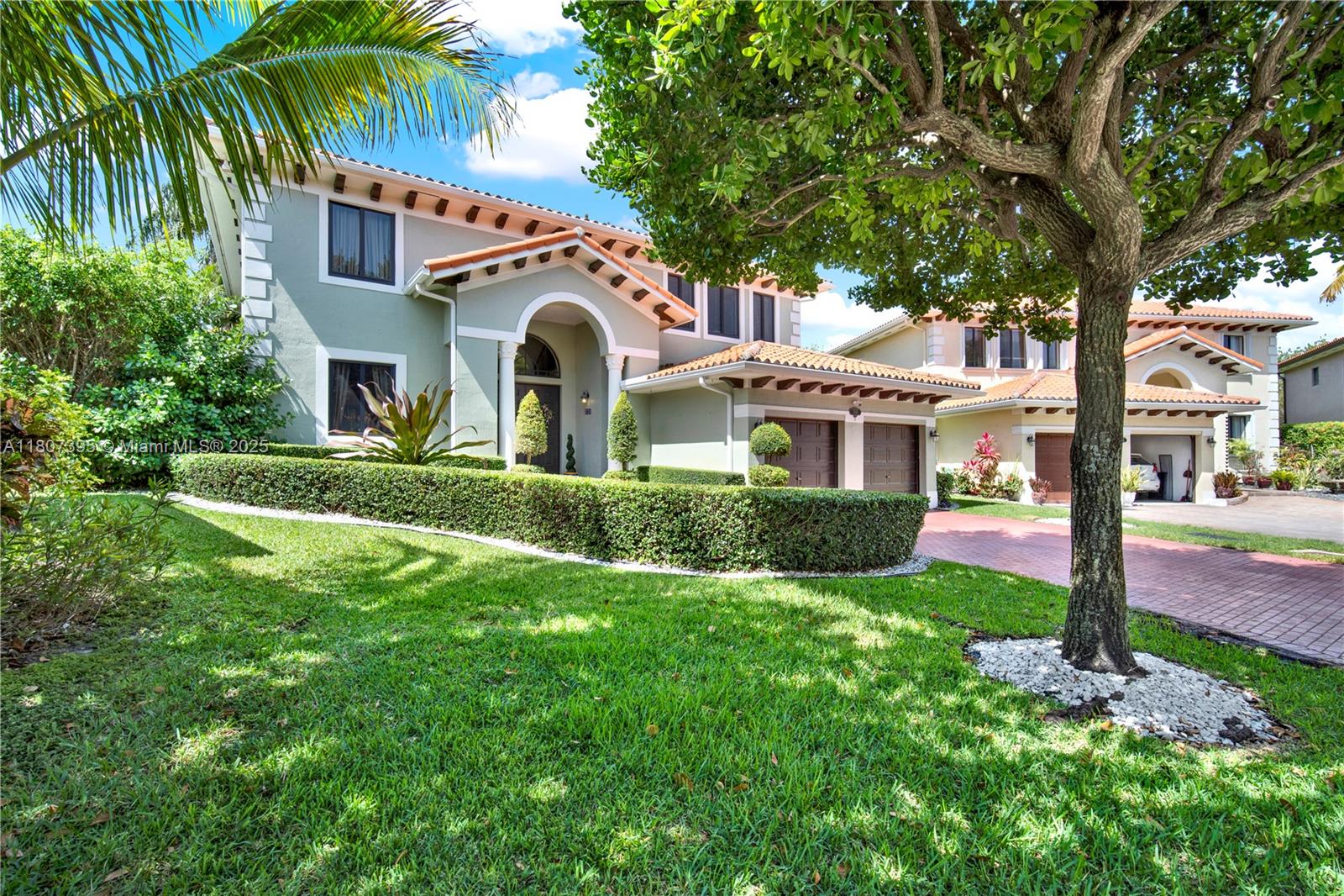 CUTLER CAY - Residential