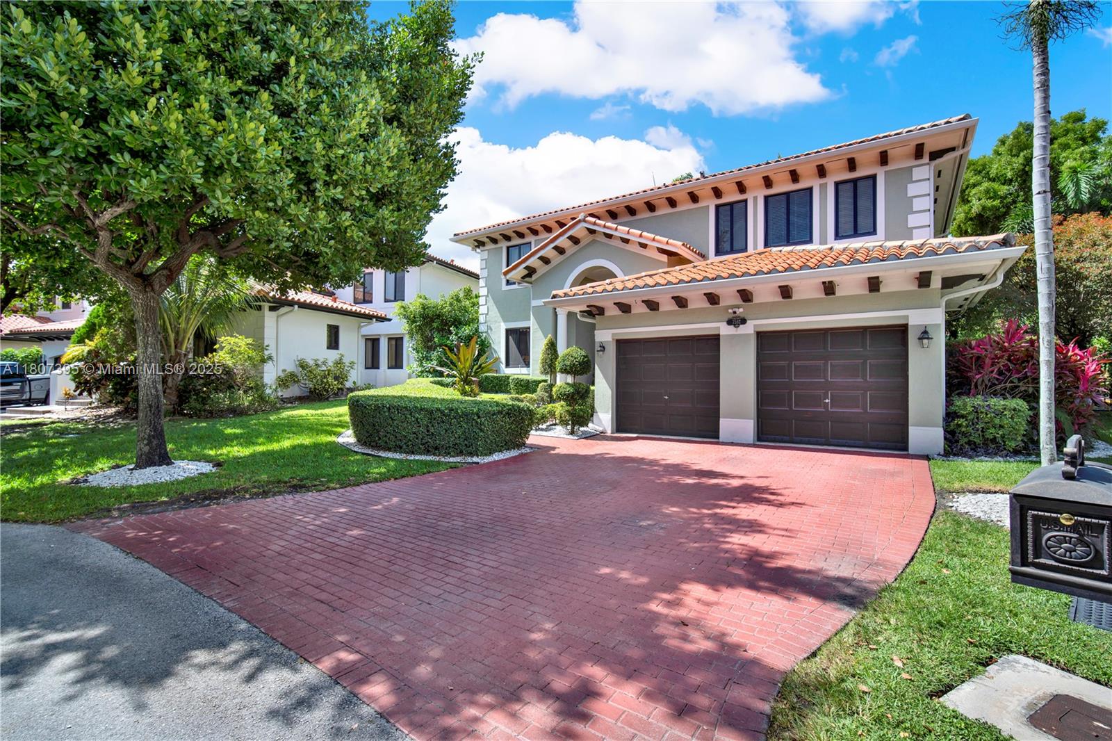CUTLER CAY - Residential