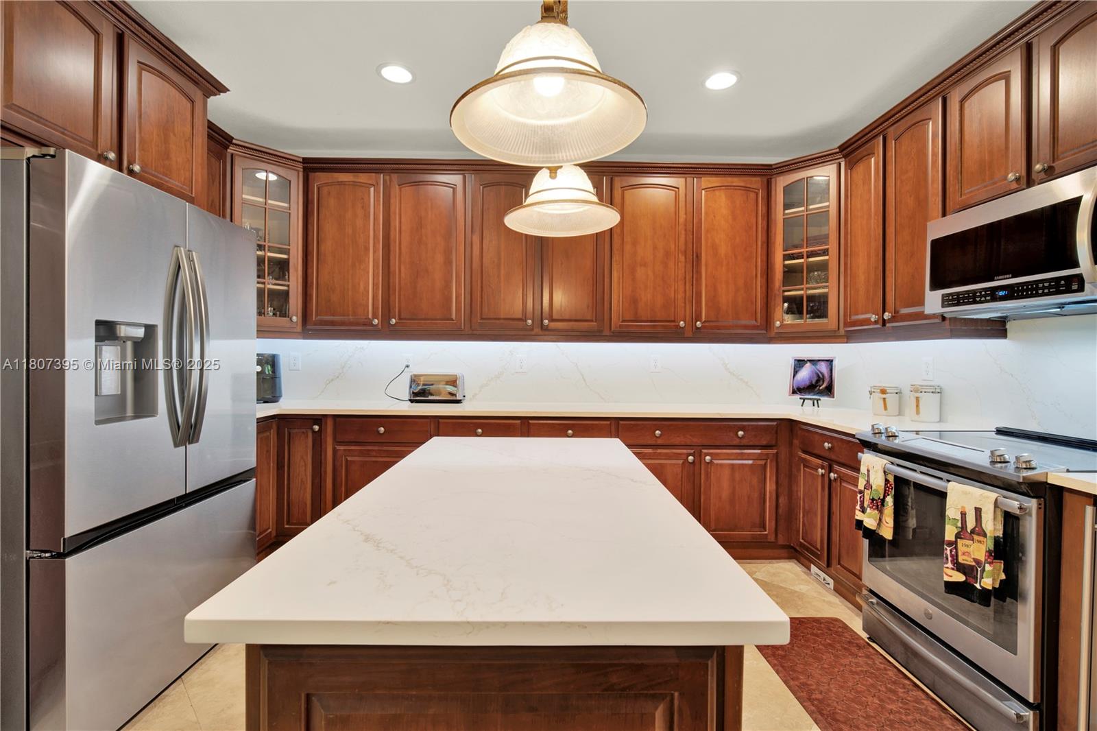 CUTLER CAY - Residential