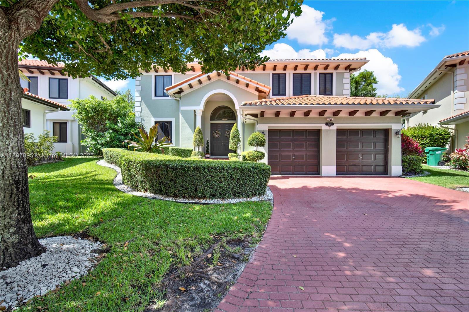 CUTLER CAY - Residential