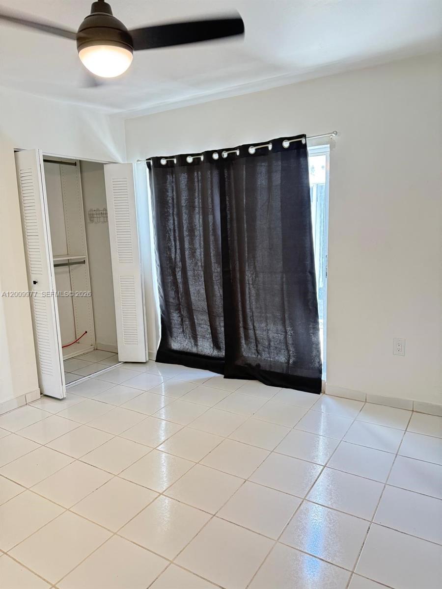 LAGUNA CLUB EAST CONDO - Residential