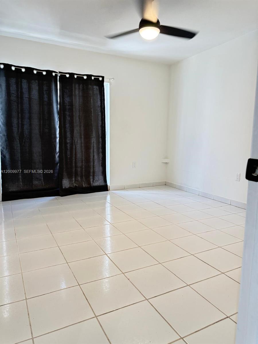 LAGUNA CLUB EAST CONDO - Residential