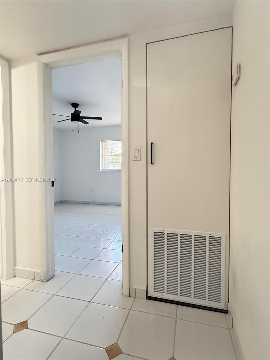 LAGUNA CLUB EAST CONDO - Residential