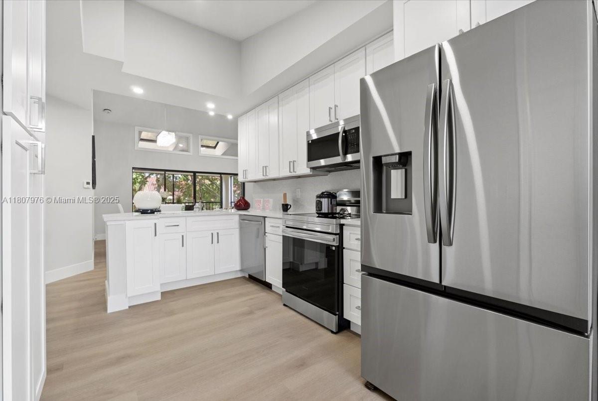 EL VIENTO AT BOCA POINTE - Residential