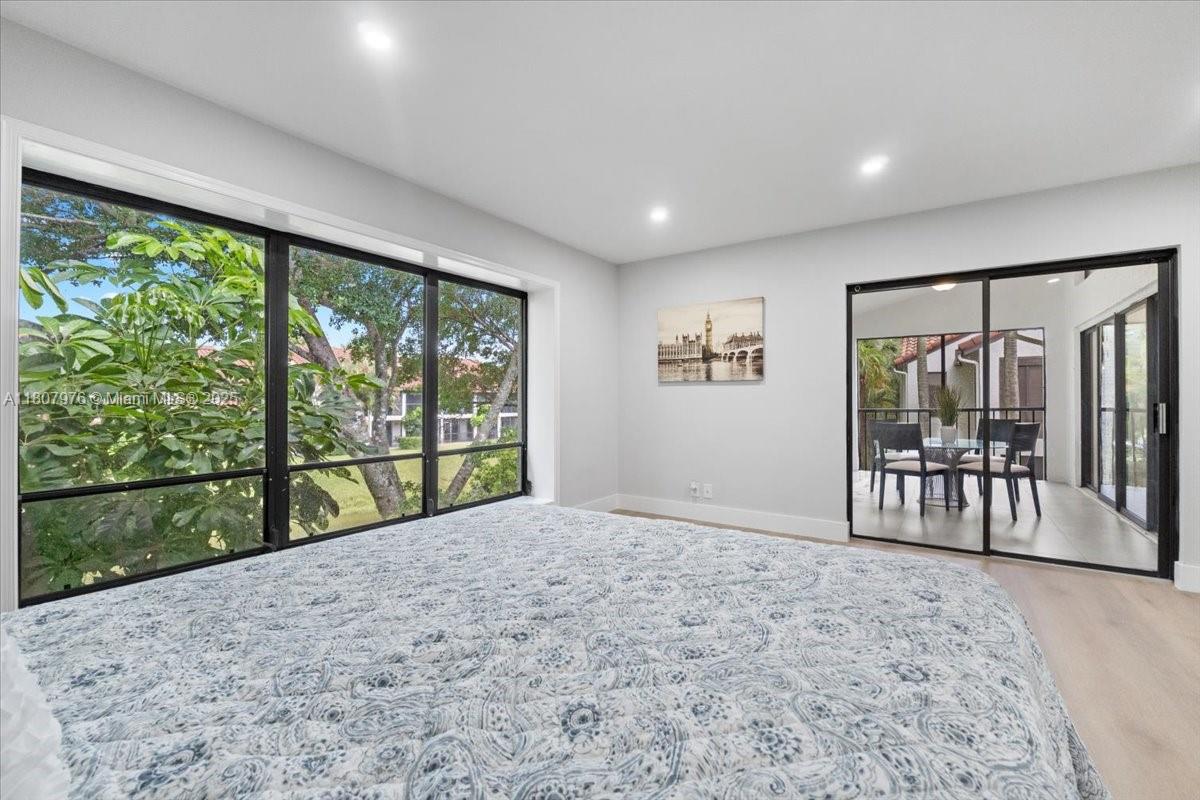EL VIENTO AT BOCA POINTE - Residential
