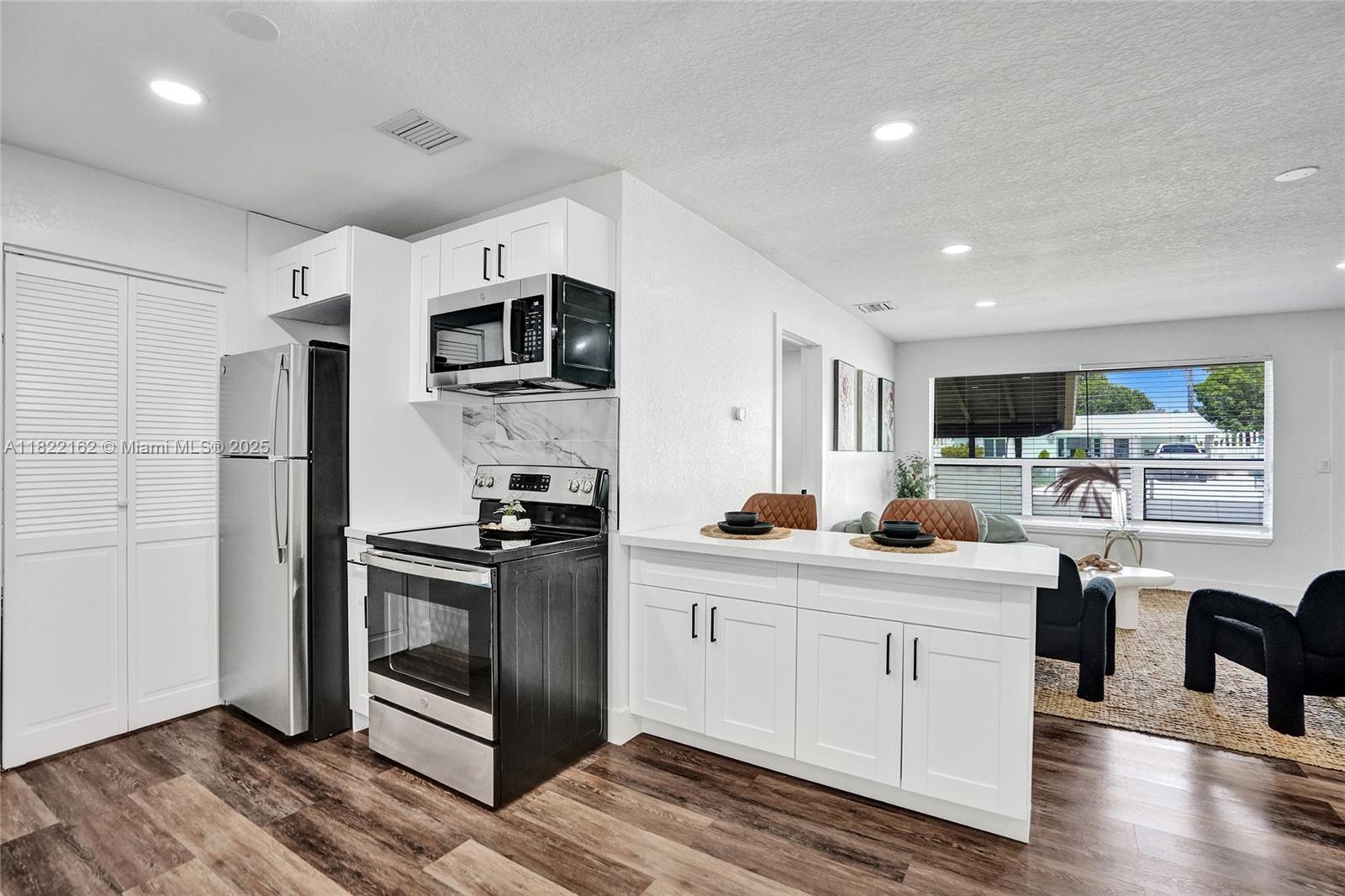 FLORAL HEIGHTS 1ST ADD - Residential