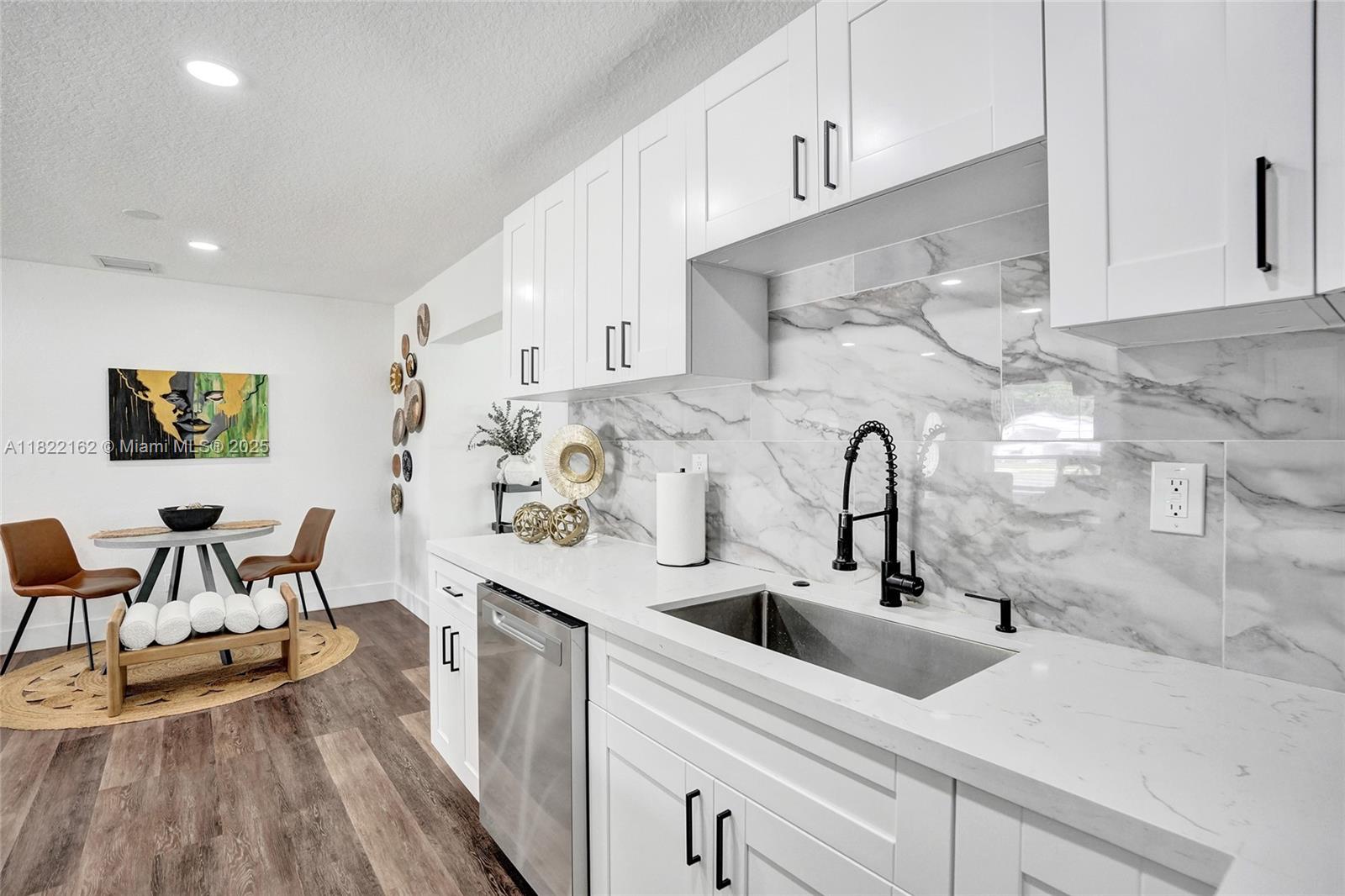 FLORAL HEIGHTS 1ST ADD - Residential