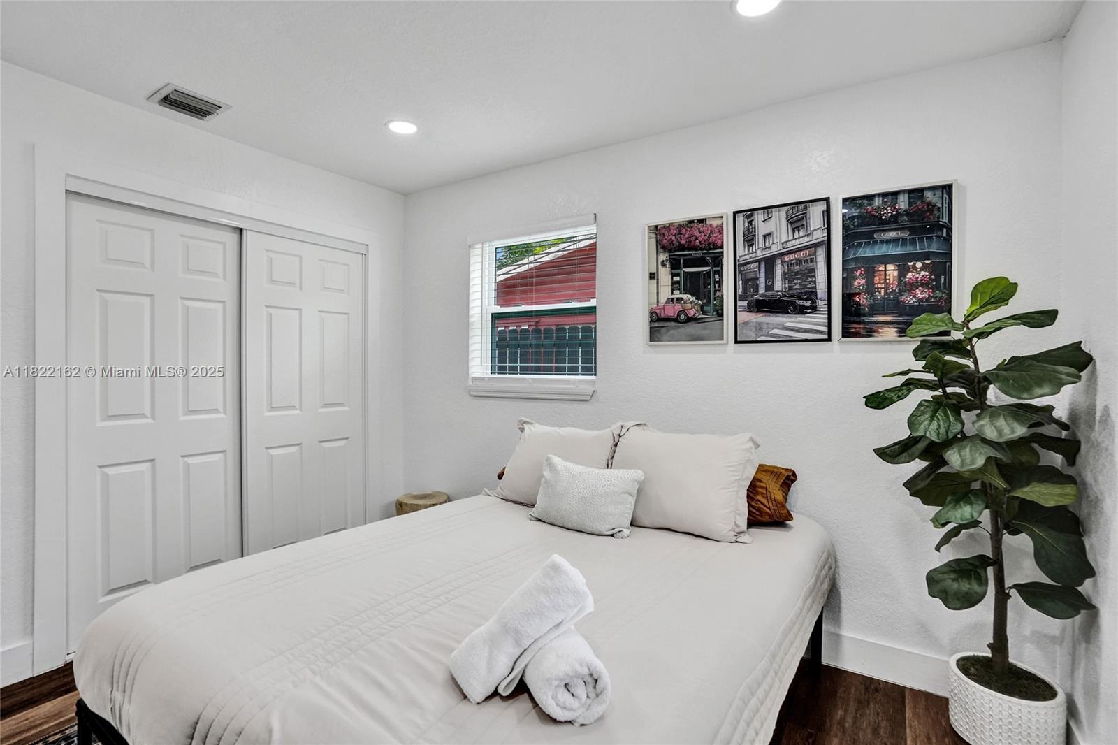 FLORAL HEIGHTS 1ST ADD - Residential