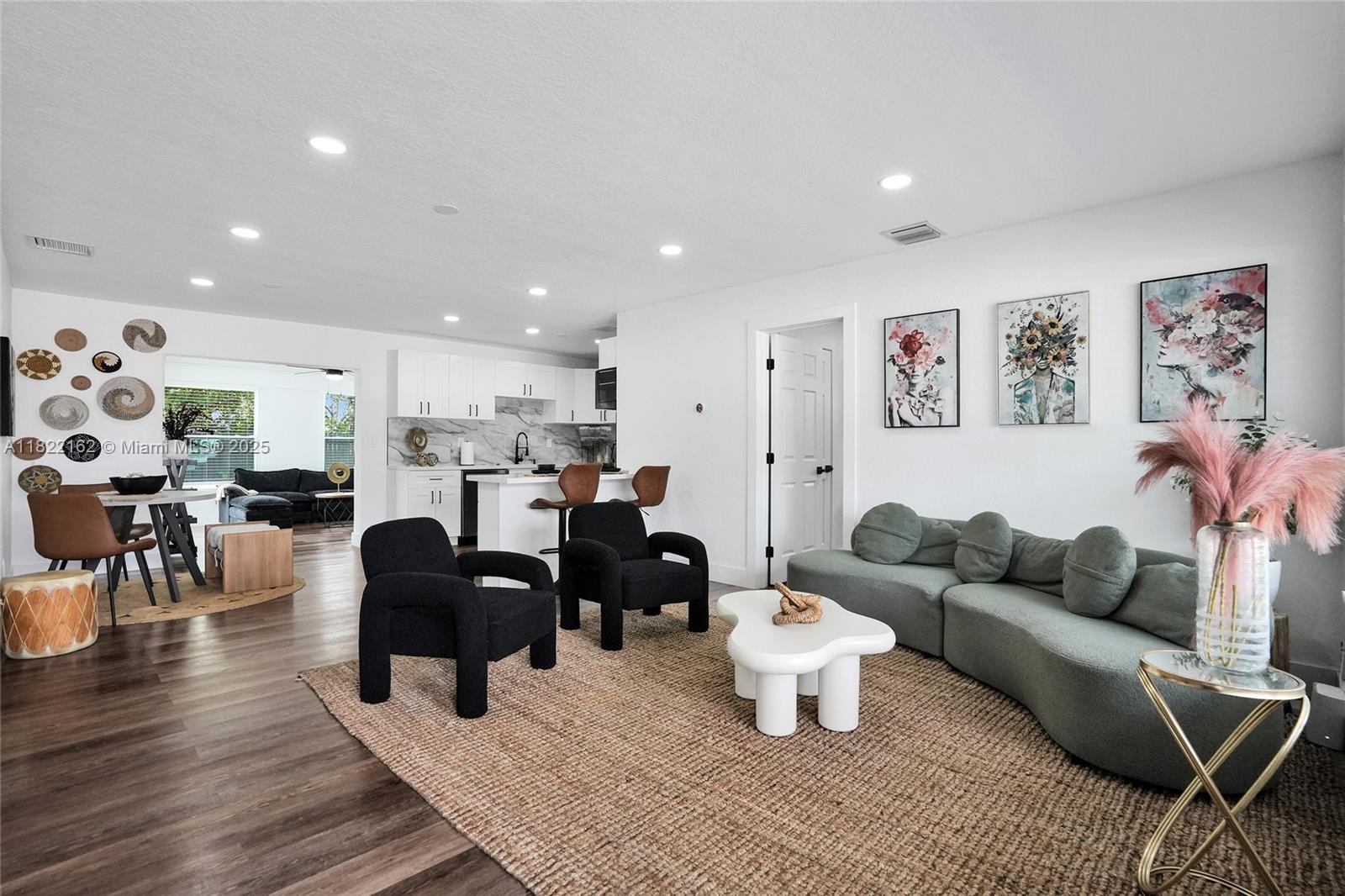FLORAL HEIGHTS 1ST ADD - Residential