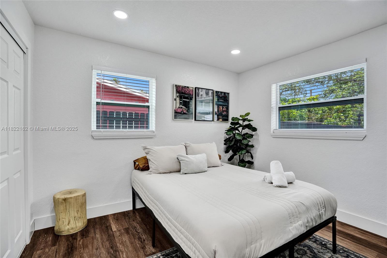 FLORAL HEIGHTS 1ST ADD - Residential