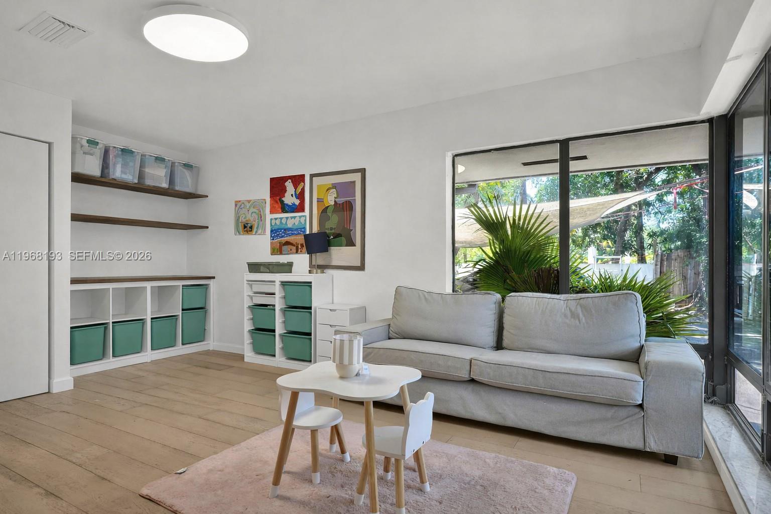 STIRLING OAKS ESTATES - Residential