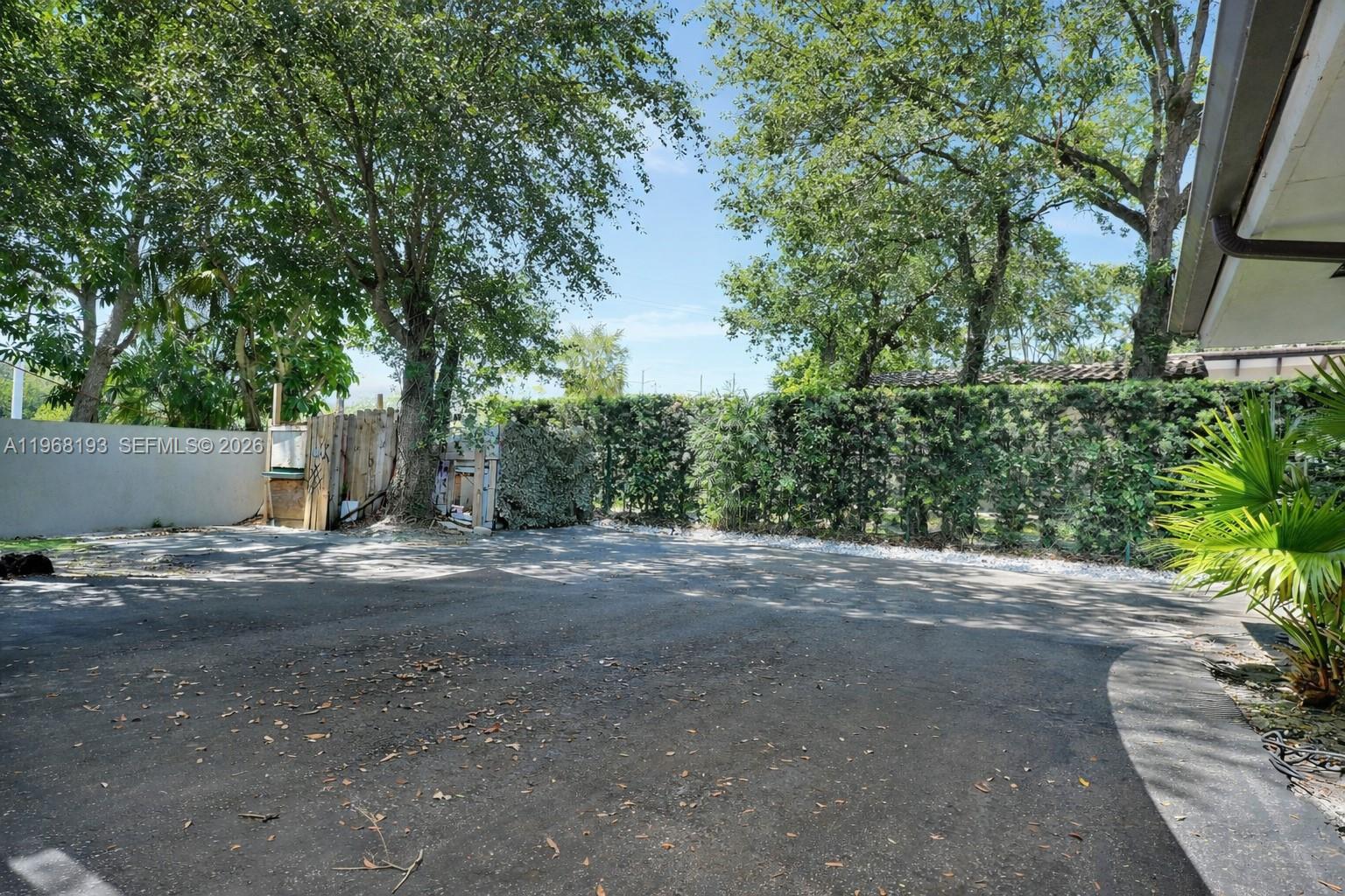 STIRLING OAKS ESTATES - Residential