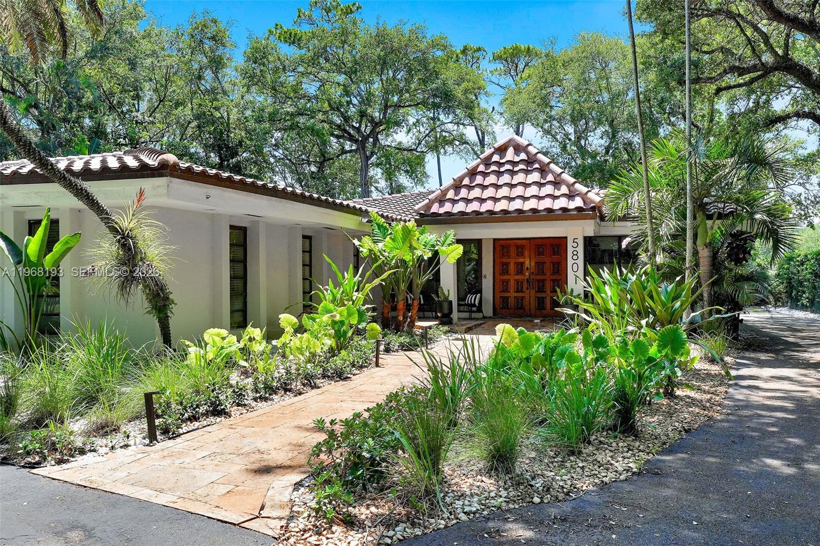 STIRLING OAKS ESTATES - Residential