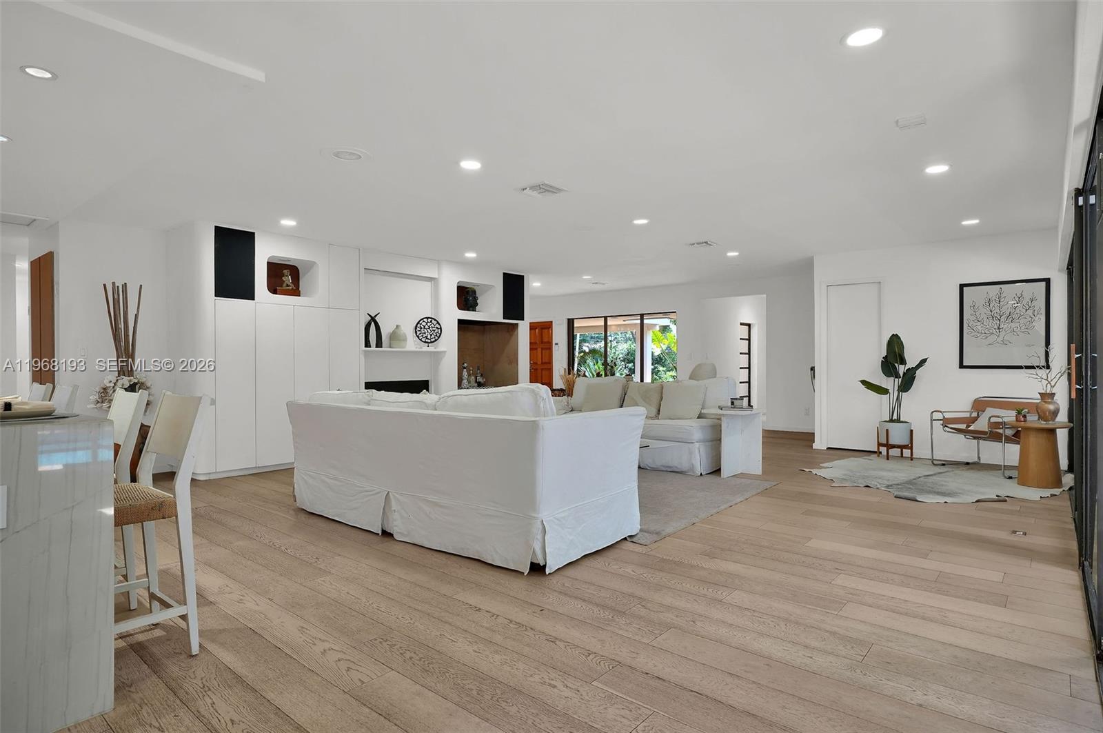 STIRLING OAKS ESTATES - Residential