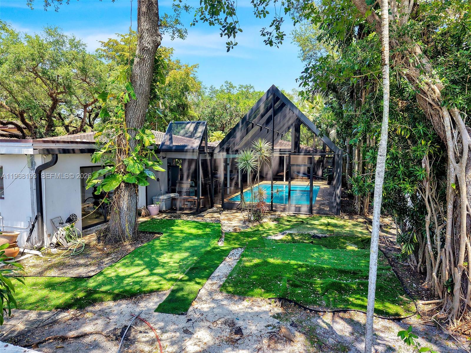 STIRLING OAKS ESTATES - Residential