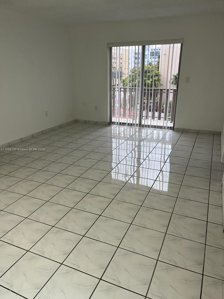 SUNSET VILLAS CONDO - Residential Lease