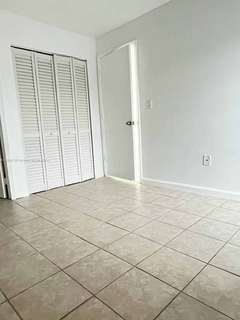 SUNSET VILLAS CONDO - Residential Lease
