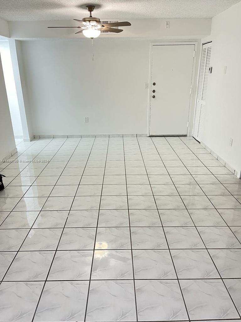 SUNSET VILLAS CONDO - Residential Lease