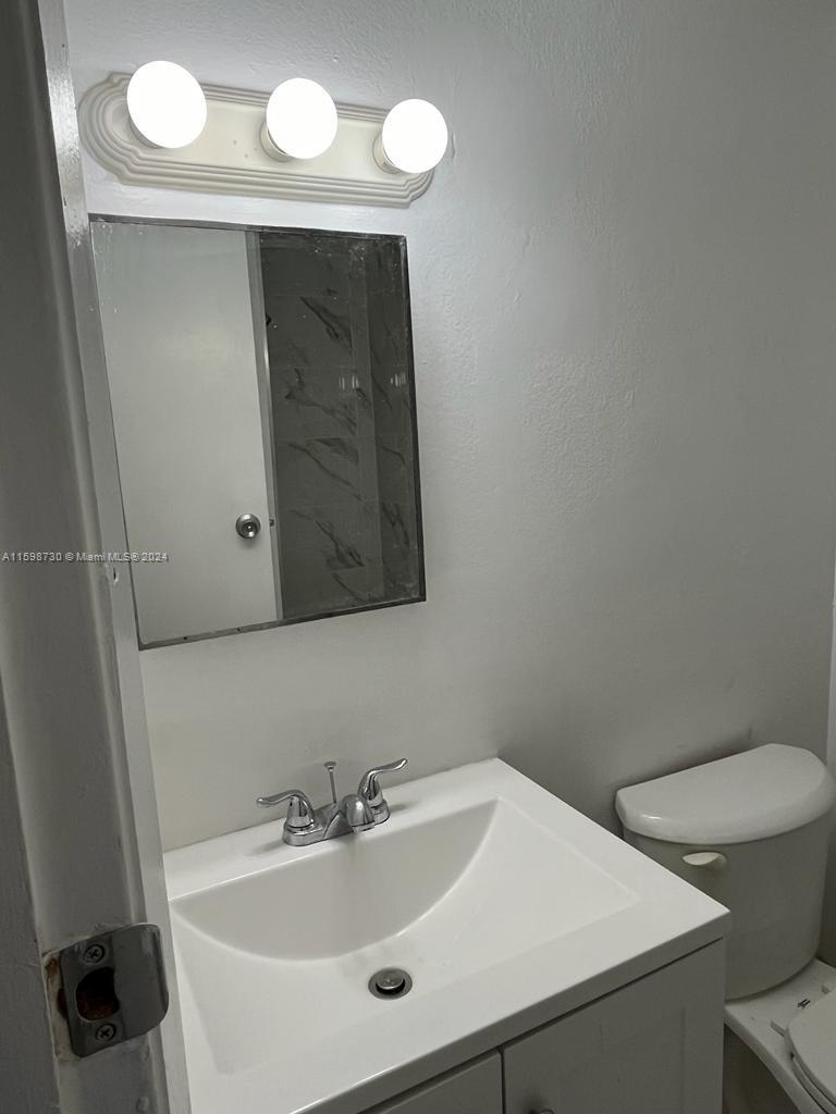SUNSET VILLAS CONDO - Residential Lease