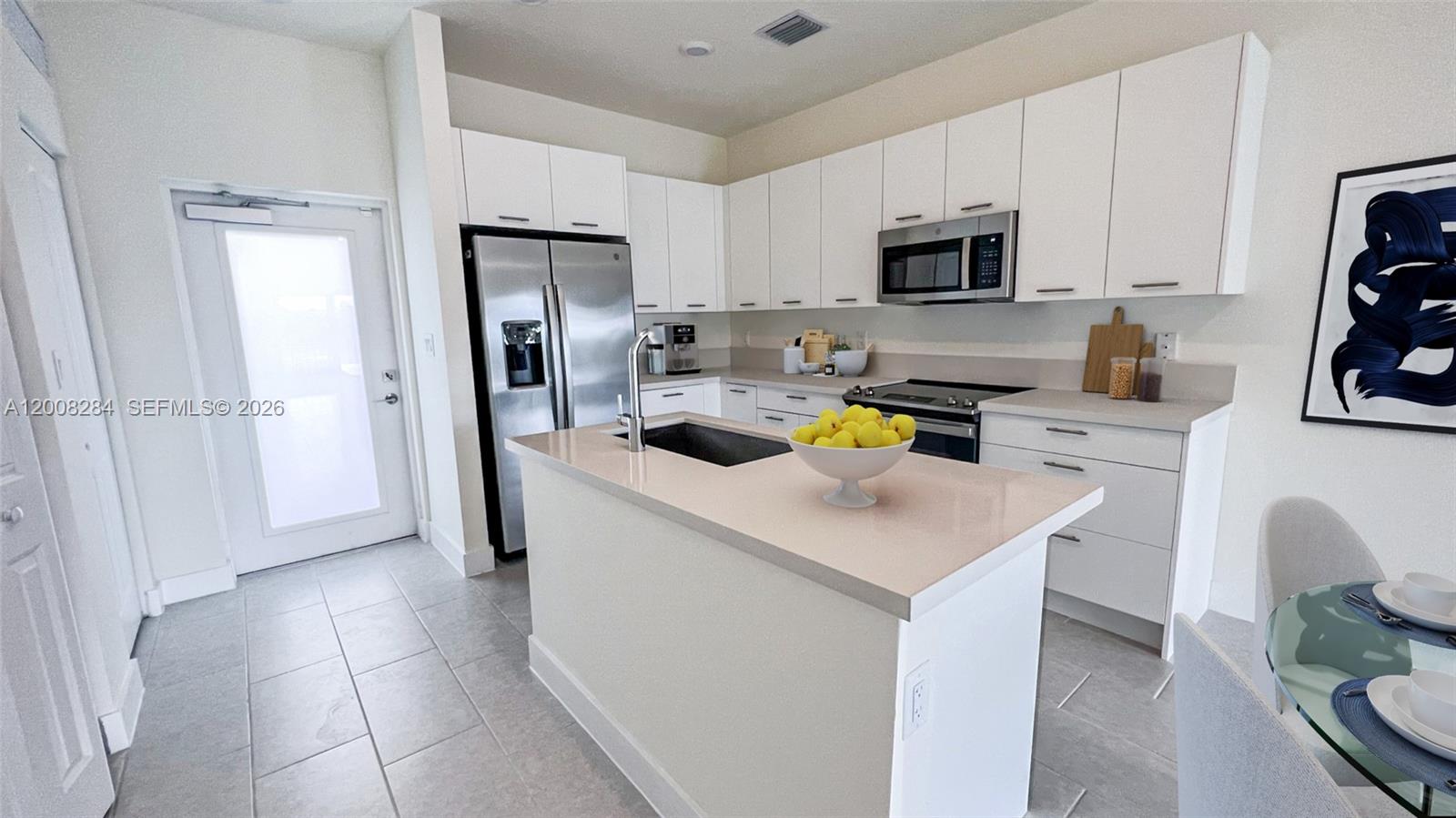 DOWNTOWN DORAL SOUTH PHAS - Residential