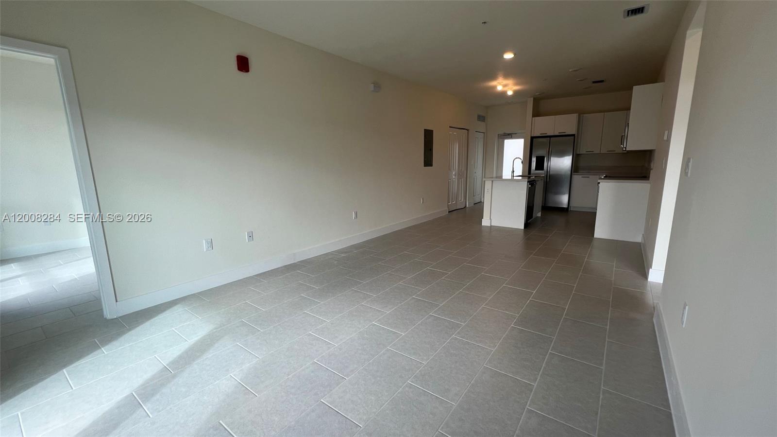 DOWNTOWN DORAL SOUTH PHAS - Residential