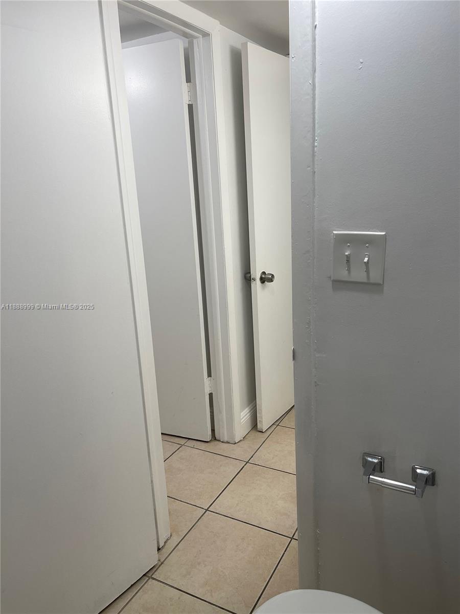 INVERRARY GARDENS CONDO I - Residential Lease